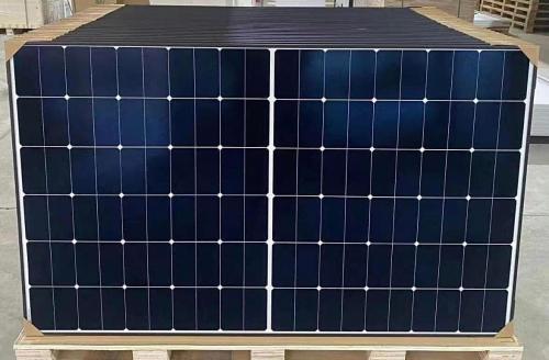 longi-solar-lr5-54hth-420m-black-frame-white-backsheet